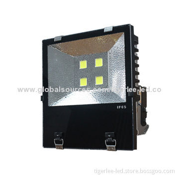 LED Floodlight with 200W Power, Meanwell Driver, Epistar COB Chip, 3-year Warranty
